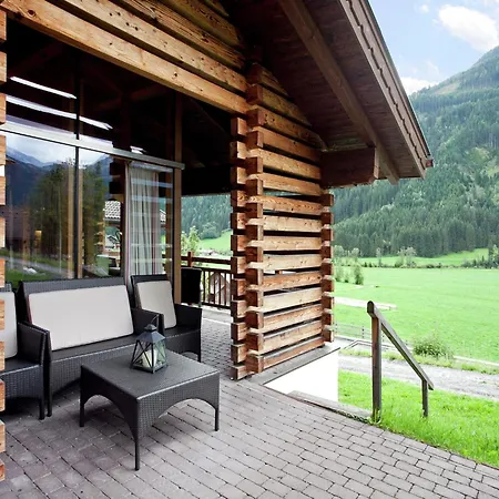 Chalet In Koenigsleiten Near Zillertal Area *