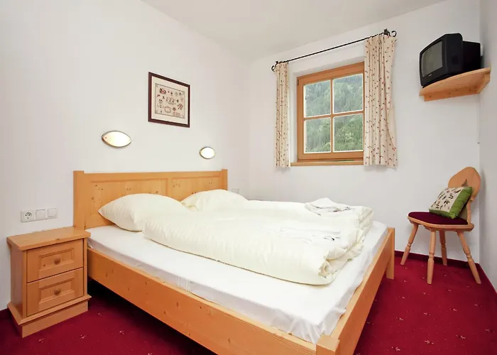 In Koenigsleiten Near Zillertal Area シャレー *